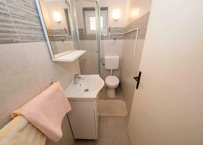 Marina Apartment Rab Town