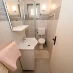 Marina Appartement Rab Town