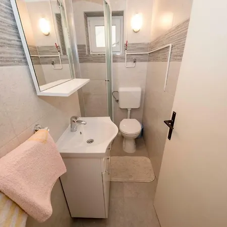 Marina Apartman Rab Town
